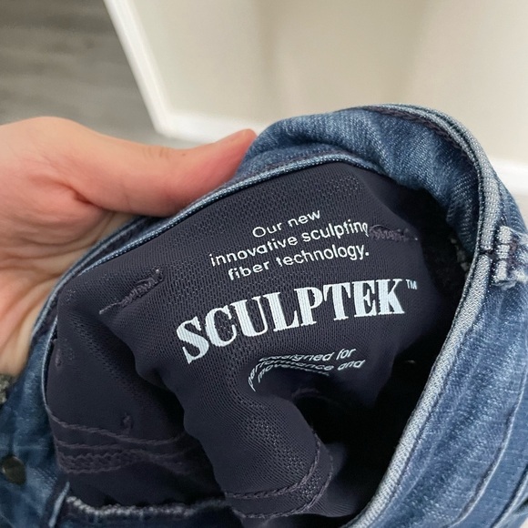 Athleta Sculptec Skinny Lightly Distressed Jeans 6 - Picture 3 of 8